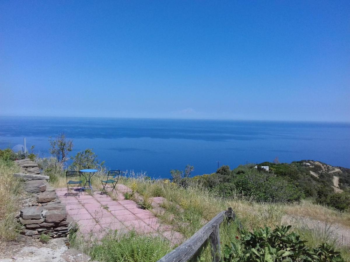 Ikarian Centre - Accommodation & Mountain Hiking Evdilos  Exteriör bild